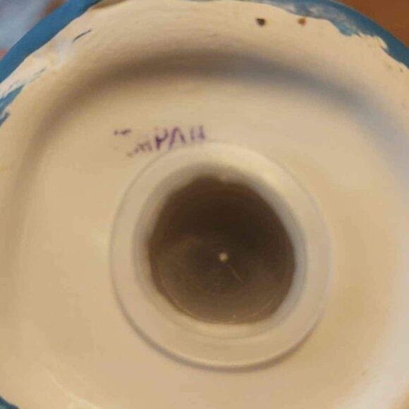 Vintage Amish Couple Salt And Pepper Shaker Set - Picture 7 of 9